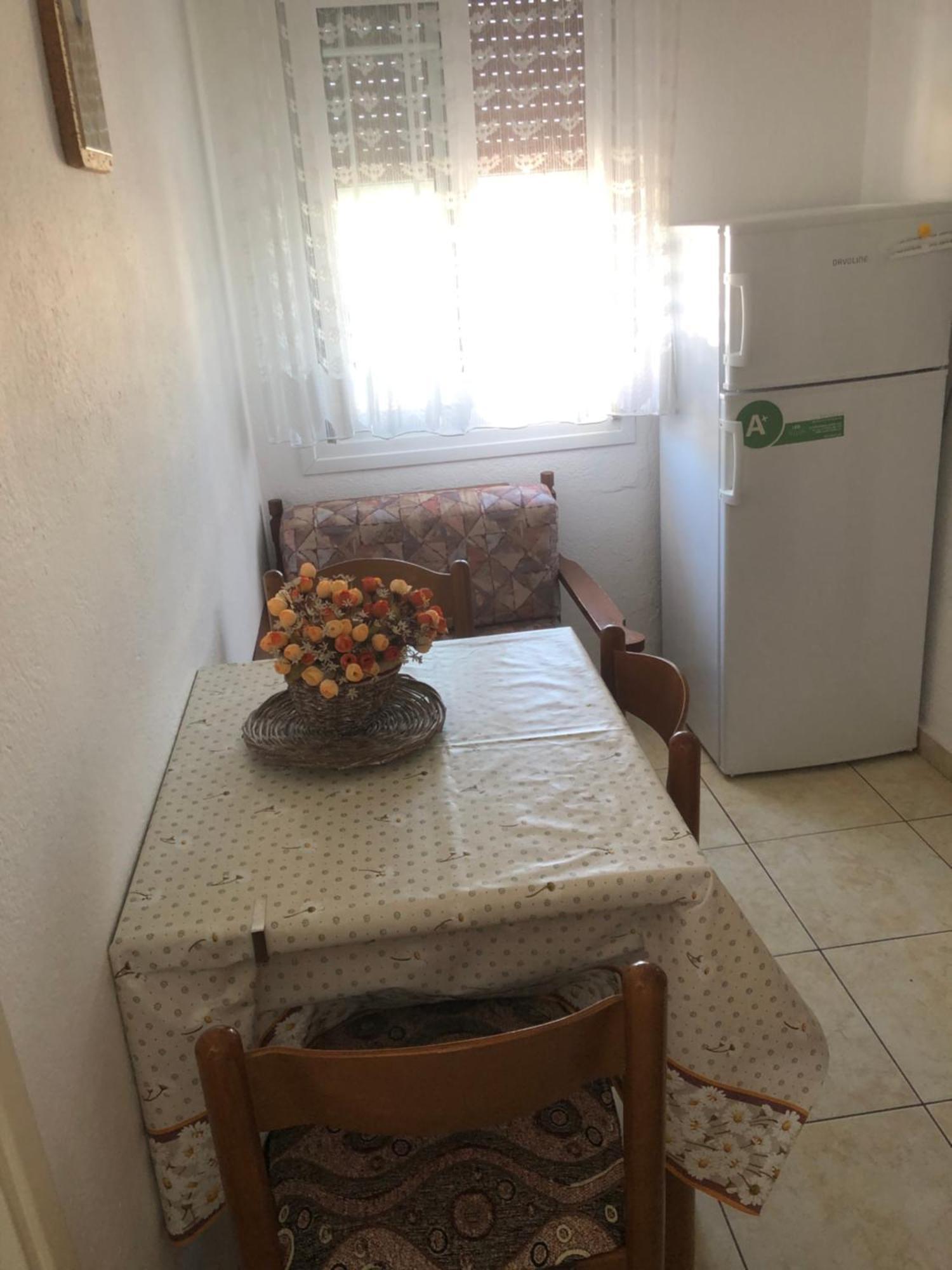 Nikos Rooms Néa Péramos Eksteriør billede